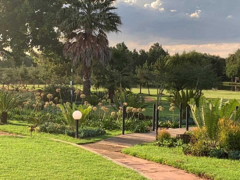 Nkanga Lodge Accommodation & Venue Kempton Park Dış mekan fotoğraf